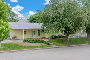 121 W Rowena St, Ivanhoe, MN 56142 - Photo 2