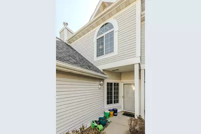 1858 Tiffany Cove Lane SW, Rochester, MN 55902 - Photo 2
