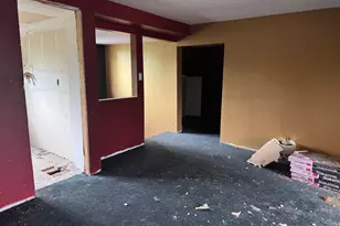 121 E 7th St, Crookston, MN 56716 - Photo 12