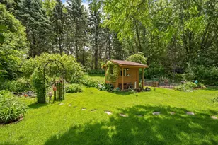 8553 Chanhassen Hills Dr S, Chanhassen, MN 55317 - Photo 26