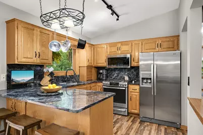 8553 Chanhassen Hills Drive S, Chanhassen, MN 55317 - Photo 2