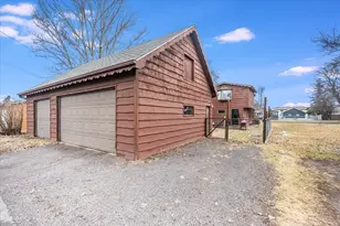 1912 E 3rd St, Superior, WI 54880 - Photo 8