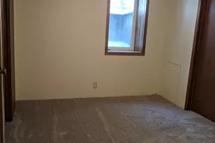 906 Irvine Ave NW, Bemidji, MN 56601 - Photo 8