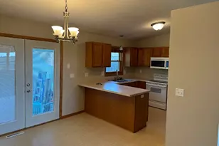 4932 NW 10th Street NW, Rochester, MN 55901 - Photo 6