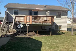 4932 NW 10th Street NW, Rochester, MN 55901 - Photo 2