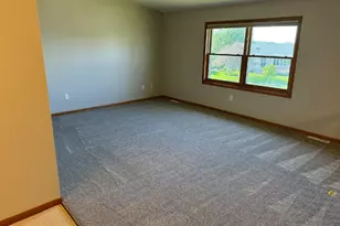 4932 NW 10th Street NW, Rochester, MN 55901 - Photo 10