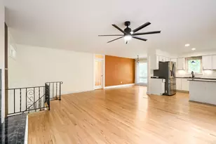 7100 Foxboro Ln, Woodbury, MN 55125 - Photo 6