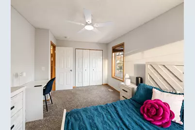5201 Humboldt Avenue N, Minneapolis, MN 55430 - Photo 20