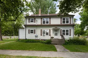 623 6th St S, Moorhead, MN 56560 - Photo 1