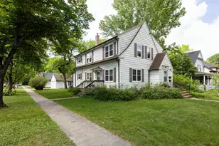 623 6th St S, Moorhead, MN 56560 - Photo 4