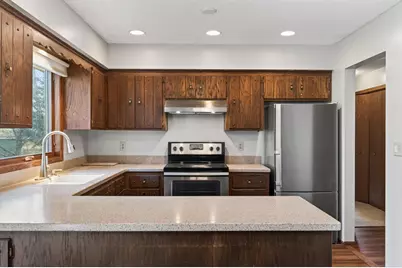 146 Moreland Avenue W, West Saint Paul, MN 55118 - Photo 8