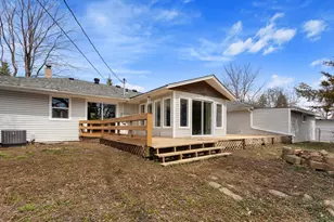 2352 Shoshone Rd, North Saint Paul, MN 55109 - Photo 16