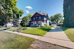 216 Litchfield Ave SE, Willmar, MN 56201 - Photo 1