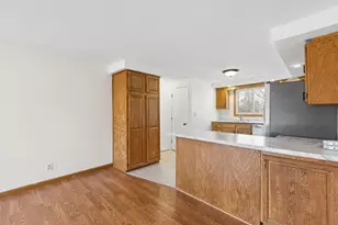 302 Benton St, Anoka, MN 55303 - Photo 10