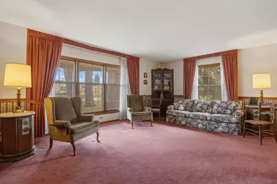 9512 Toledo Avenue S, Bloomington, MN 55437 - Photo 2