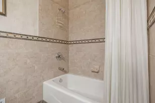 9512 Toledo Ave S, Bloomington, MN 55437 - Photo 14