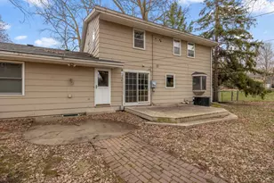 9512 Toledo Ave S, Bloomington, MN 55437 - Photo 32