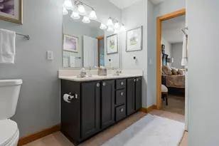 8671 Quarry Ridge Ln, Woodbury, MN 55125 - Photo 16