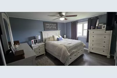 608 S 1st Avenue E, Lake Mills, IA 50450 - Photo 32