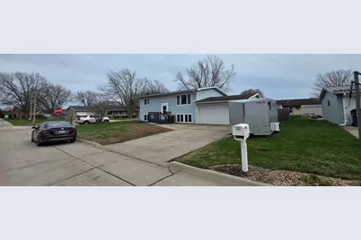 608 S 1st Avenue E, Lake Mills, IA 50450 - Photo 6