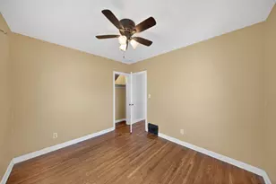 1431 1st St SE, Rochester, MN 55904 - Photo 12
