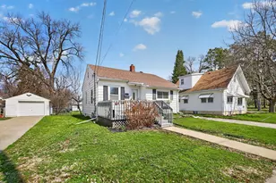 1431 1st St SE, Rochester, MN 55904 - Photo 6