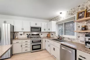 15620 47th Ave N, Plymouth, MN 55446 - Photo 16