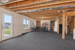 956 Farmers Rdg Trl, Belle Plaine, MN 56011 - Photo 24