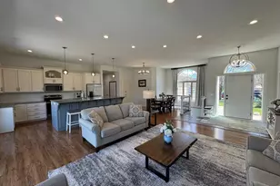 13062 Yellow Pine Cir NW, Coon Rapids, MN 55448 - Photo 8