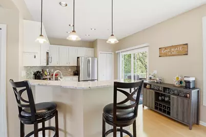 8852 Brunell Way, Inver Grove Heights, MN 55076 - Photo 6