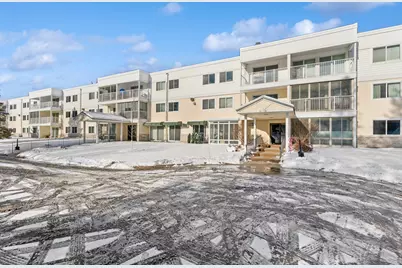 130 Demont Avenue E #142, Little Canada, MN 55117 - Photo 6