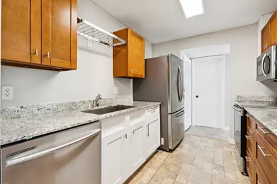 130 Demont Avenue E #142, Little Canada, MN 55117 - Photo 8