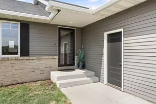 2217 Anchorage Dr, North Mankato, MN 56003 - Photo 4