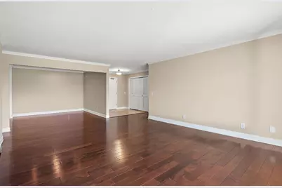 4401 Parklawn Avenue #301W, Edina, MN 55435 - Photo 8