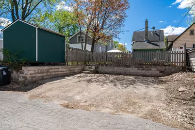 47 Lawson Avenue W, Saint Paul, MN 55117 - Photo 20