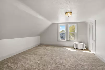47 Lawson Avenue W, Saint Paul, MN 55117 - Photo 12
