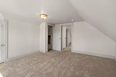 47 Lawson Avenue W, Saint Paul, MN 55117 - Photo 10