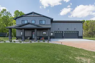 18355 336th St, Montgomery, MN 56069 - Photo 4