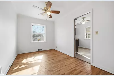 2022 Sheridan Avenue N, Minneapolis, MN 55411 - Photo 14