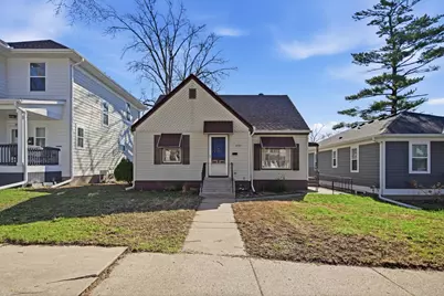 2022 Sheridan Avenue N, Minneapolis, MN 55411 - Photo 2