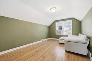 2022 Sheridan Ave N, Minneapolis, MN 55411 - Photo 22