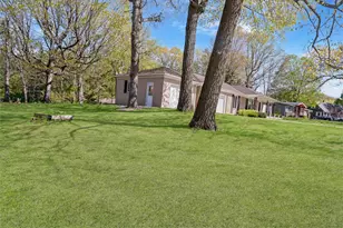 707 Madalyn Ct, Durand, WI 54736 - Photo 2