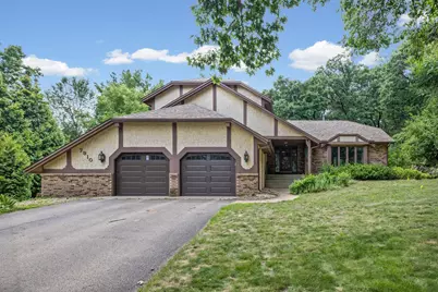 7910 Lower 139th Court, Apple Valley, MN 55124 - Photo 2