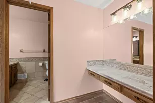 7910 Lower 139th Ct, Apple Valley, MN 55124 - Photo 32