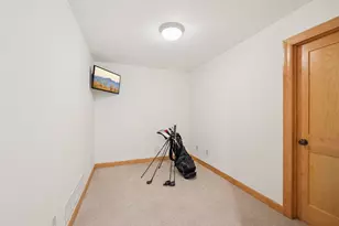8813 Woodhill Dr, Savage, MN 55378 - Photo 24