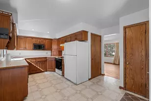 5251 Quebec Ave N, New Hope, MN 55428 - Photo 6
