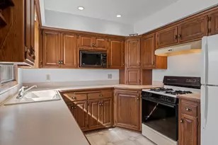5251 Quebec Ave N, New Hope, MN 55428 - Photo 8