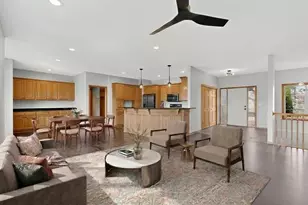 6389 Summit Pointe Rd NW, Rochester, MN 55901 - Photo 4