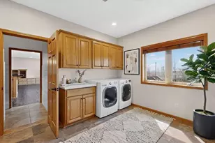 6389 Summit Pointe Rd NW, Rochester, MN 55901 - Photo 8