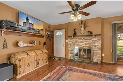 664 Roosevelt Road, Saint Cloud, MN 56301 - Photo 10